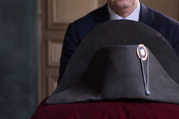 Шляпу Наполеона продали на аукционе за 1,9 миллиона евро