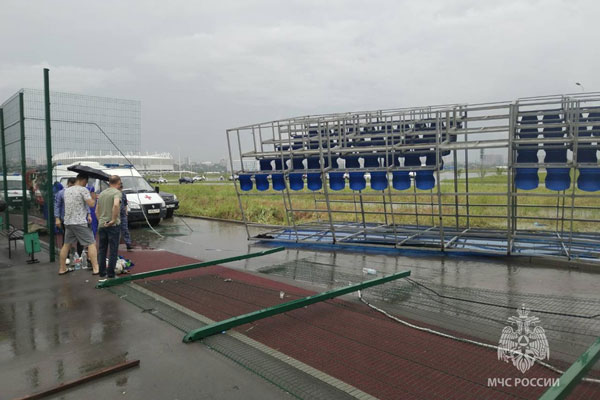 Один человек погиб при обрушении трибуны на гребном канале в Ростове-на-Дону, 15 пострадали Один человек погиб при обрушении трибуны на гребном канале в Ростове-на-Дону, 15 пострадали