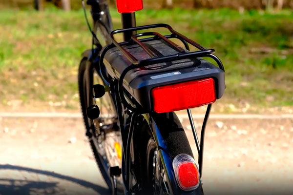 Полицейские изъяли более 160 электровелосипедов у петербургских курьеров | Более 160 электровелосипедов отобрали у петербургских курьеров