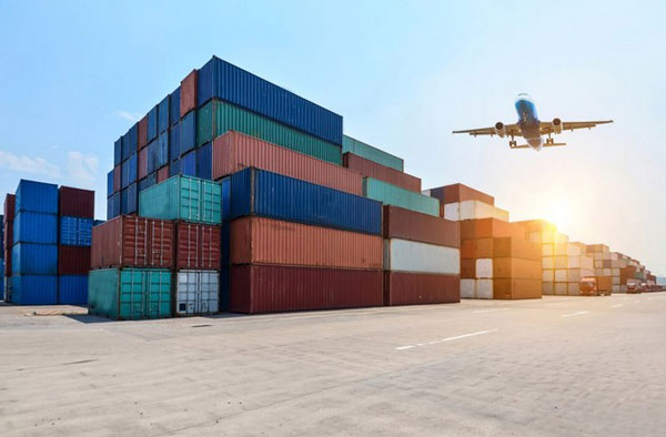 Непредвиденная ситуация произошла с летевшим из Турции в Россию самолётом Непредвиденная ситуация произошла с летевшим из Турции в Россию самолётом