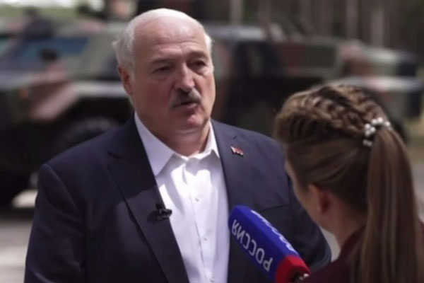 Лукашенко готов применить ядерное оружие