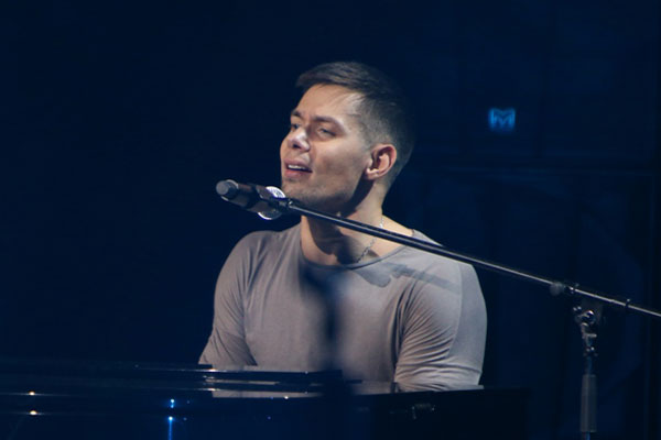 Певец Стас Пьеха госпитализирован в кардиореанимацию в Москве