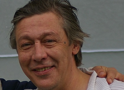 Дочь Михаила Ефремова намерена создать однополую семью Дочь Михаила Ефремова намерена создать однополую семью