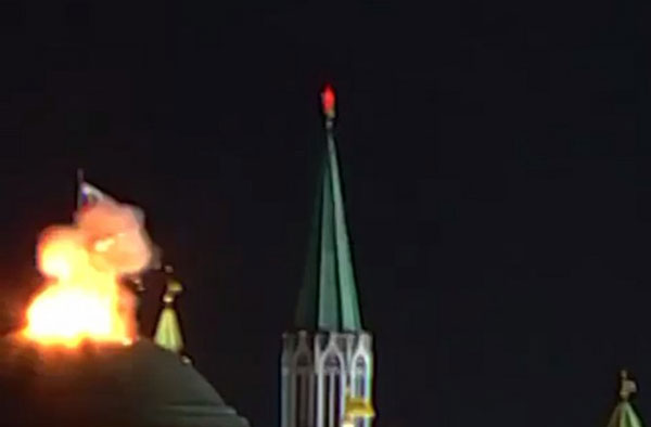 Жители Подмосковья сообщили о подлёте дронов задолго до атаки на Кремль Жители Подмосковья сообщили о подлёте дронов задолго до атаки на Кремль