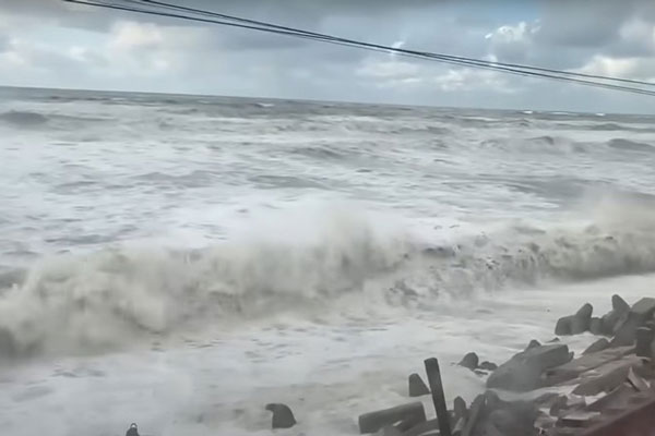 Один человек погиб из-за шторма в Сочи