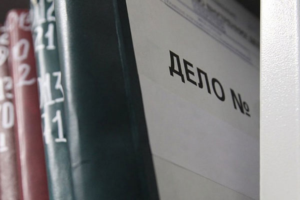 В Челябинске задержан менеджер холдинга «Ариант» по делу о крупной взятке | В Челябинске задержали начальника закупок «Арианта» по делу о взятке В Челябинске задержан менеджер холдинга «Ариант» по делу о крупной взятке | В Челябинске задержали начальника закупок «Арианта» по делу о взятке