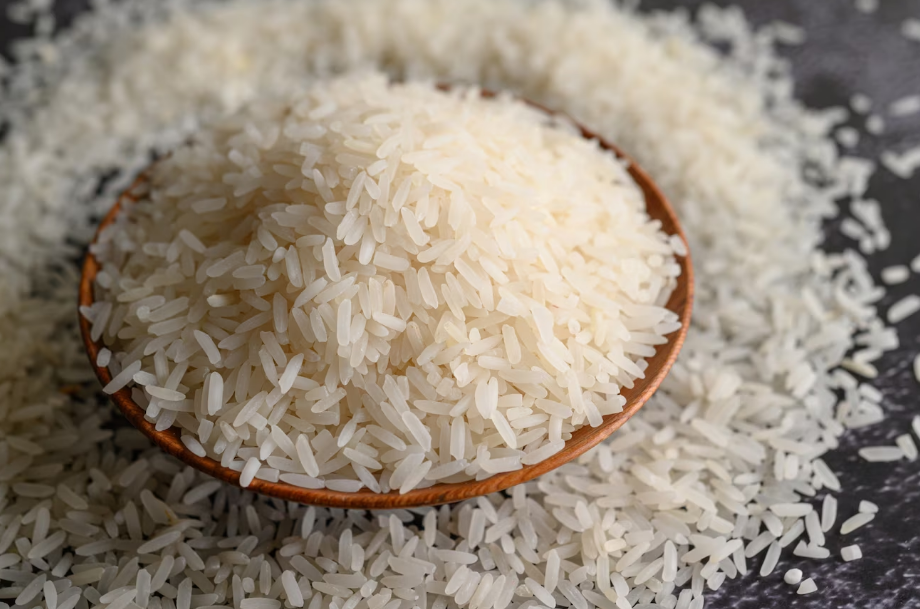 Поставщики предупредили о повышении цен на рис до 30% из-за неурожая Поставщики предупредили о повышении цен на рис до 30% из-за неурожая