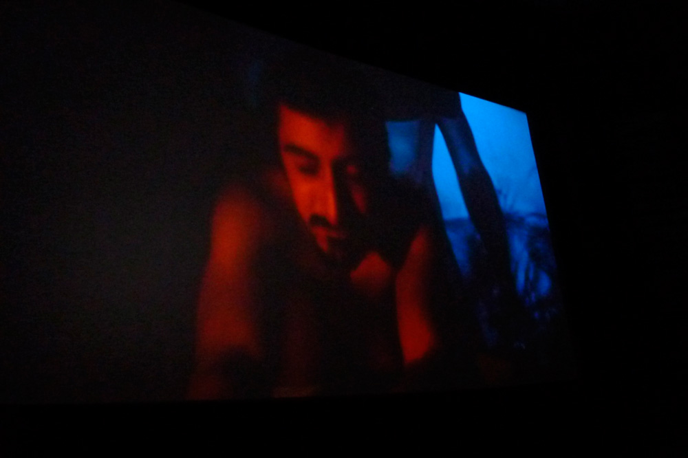 Екатеринбуржцам показали групповое гей-порно за счёт президента РФ