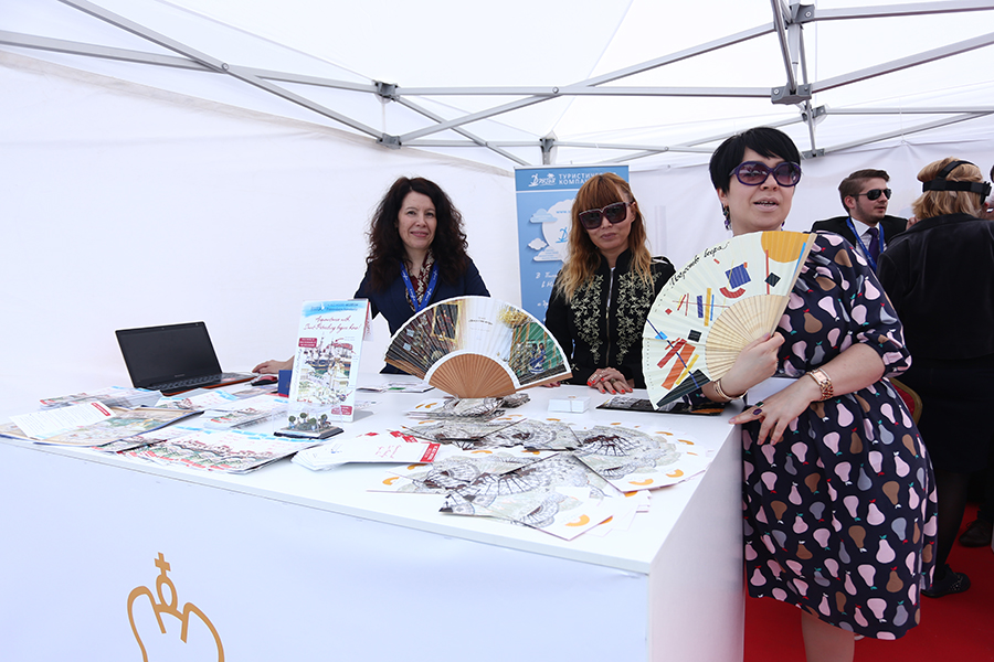 В Хельсинки завершился фестиваль «Серебряное ожерелье плюс» В Хельсинки завершился фестиваль «Серебряное ожерелье плюс»