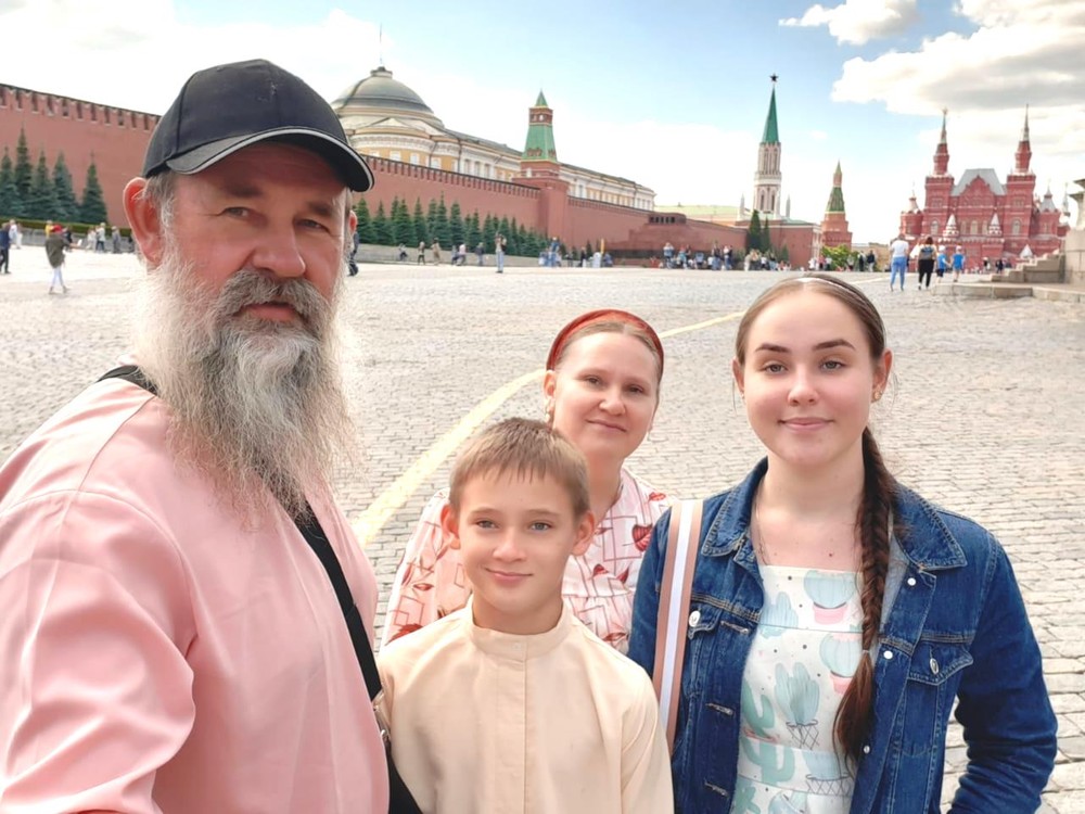 Надеются, верят, не сомневаются. Старообрядцы Калугины-переселенцы из Бразилии — в России: «Мы здесь, мы приехали!»