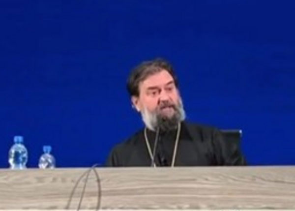 Трутневая жизнь: протоиерей призвал обложить налогом мужчин без детей | Протоиерей Ткачёв потребовал обложить налогом бездетных мужчин