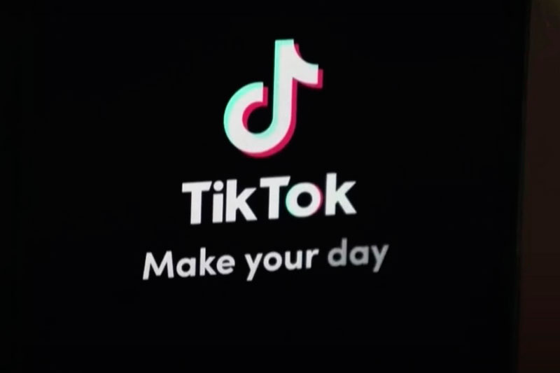 Зависимость от TikTok и Reels: "Это не просто развлечение, это разрушение мозга!" – шокирующее исследование раскрывает опасности коротких видео | Учёные: TikTok и Reels вызывают зависимость у пользователей и разрушают мозг Зависимость от TikTok и Reels: "Это не просто развлечение, это разрушение мозга!" – шокирующее исследование раскрывает опасности коротких видео | Учёные: TikTok и Reels вызывают зависимость у пользователей и разрушают мозг