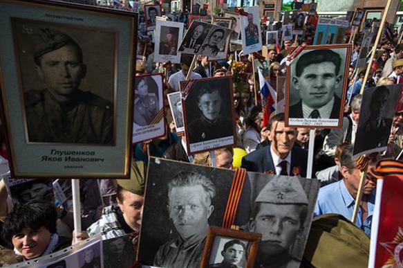 "Бессмертный полк" может пройти по Красной площади "Бессмертный полк" может пройти по Красной площади