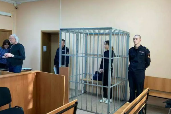 Зарезала из-за претензий к ужину: суд вынес приговор калининградке, убившей сожителя в рождественскую ночь Зарезала из-за претензий к ужину: суд вынес приговор калининградке, убившей сожителя в рождественскую ночь