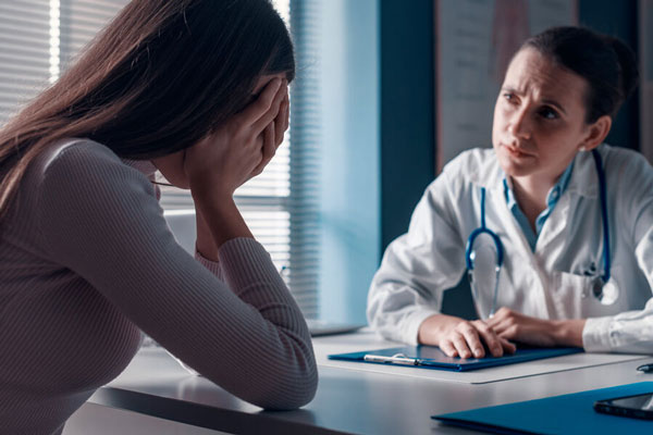 Онколог рассказал, при появлении каких пятен на коже надо насторожиться Онколог рассказал, при появлении каких пятен на коже надо насторожиться