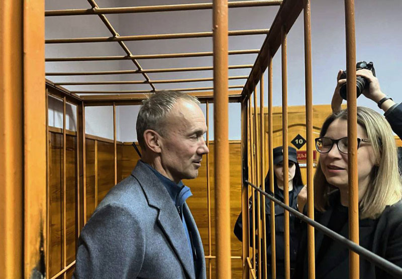 Экс-вице-губернатор Свердловской области Олег Чемезов этапирован в Челябинск | Экс-вице-губернатор Свердловской области этапирован в Челябинск Экс-вице-губернатор Свердловской области Олег Чемезов этапирован в Челябинск | Экс-вице-губернатор Свердловской области этапирован в Челябинск