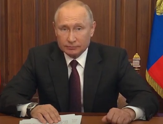 Владимир Путин призвал запасников на военные сборы