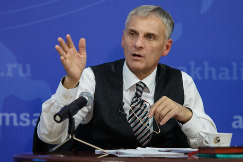 Следователи обнаружили в доме сахалинского губернатора миллиард рублей наличными