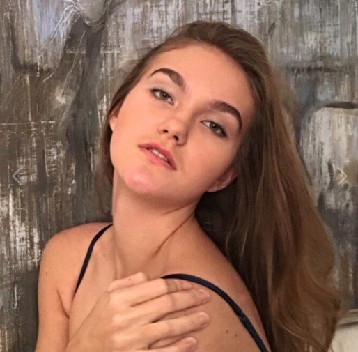 Мерседес богатейшей россиянки перевернулся после жесткого ДТП в Москве   | В Москве произошло ДТП с участием автомобиля совладелицы S7 