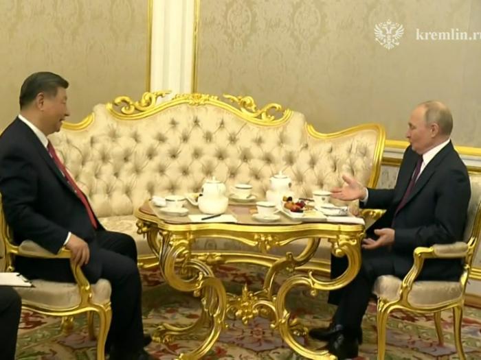 Путин и Си Цзиньпин проведут закрытую встречу «за чашкой чая» в Пекине | Путин встретится с Си Цзиньпином в Пекине Путин и Си Цзиньпин проведут закрытую встречу «за чашкой чая» в Пекине | Путин встретится с Си Цзиньпином в Пекине