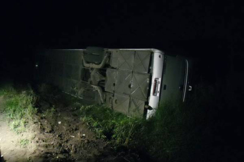 В Омской области автобус из Екатеринбурга попал в ДТП