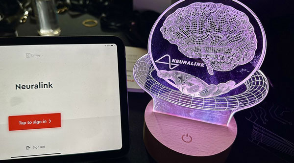 Маск рассказал о способностях человека с чипом в голове Маск рассказал о способностях человека с чипом в голове