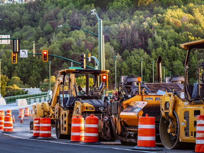 ФАС вычислила картель в Краснодарском крае при выполнении нацпроекта «Безопасные качественные дороги» | Картель в махинациях при ремонте дорог: ФАС возбудила дело против компаний из Краснодарского края ФАС вычислила картель в Краснодарском крае при выполнении нацпроекта «Безопасные качественные дороги» | Картель в махинациях при ремонте дорог: ФАС возбудила дело против компаний из Краснодарского края