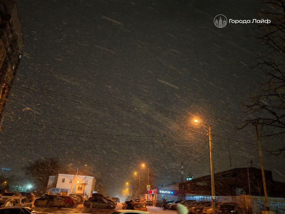 Москвичей предупредили о ледяном дожде и гололеде 16 декабря | В Москве 16 декабря ожидаются ледяной дождь и гололед
