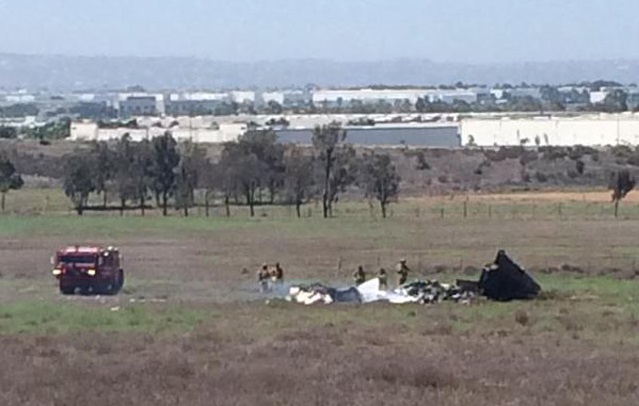 В Калифорнии столкнулись два самолета, а в Чикаго - два парашютиста В Калифорнии столкнулись два самолета, а в Чикаго - два парашютиста