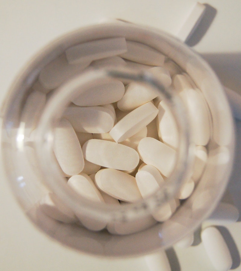 В Северной Осетии возбуждено уголовное дело против руководителя фармацевтической компании за незаконную продажу лекарств В Северной Осетии возбуждено уголовное дело против руководителя фармацевтической компании за незаконную продажу лекарств