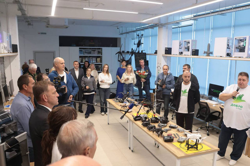 Первая школа дронов в России открыта в Краснодаре для школьников | В Краснодаре открыли первую в России школу дронов для школьников Первая школа дронов в России открыта в Краснодаре для школьников | В Краснодаре открыли первую в России школу дронов для школьников