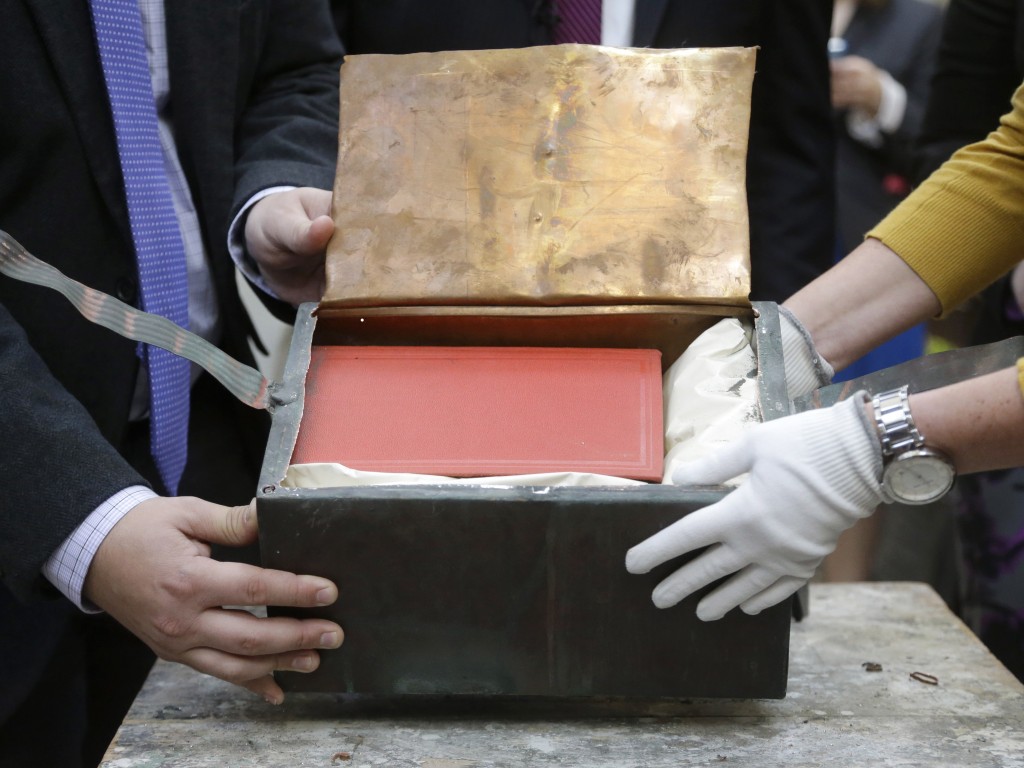 В американской школе нашли «капсулу времени» 80-летней давности