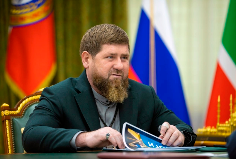 Кадыров прокомментировал слухи о неизлечимой болезни Кадыров прокомментировал слухи о неизлечимой болезни