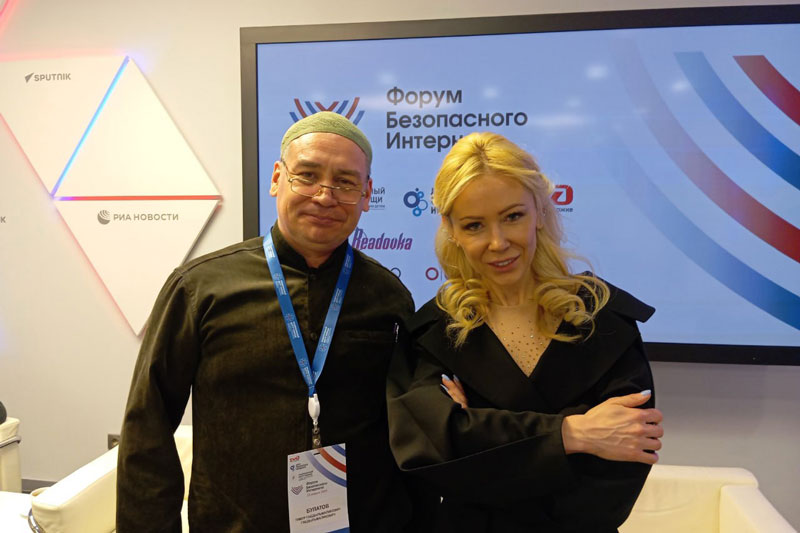 Профессиональный доносчик Тимур Булатов оштрафован за дискредитацию армии: подробности дела | Профессионального доносчика Булатова оштрафовали по делу о дискредитации армии Профессиональный доносчик Тимур Булатов оштрафован за дискредитацию армии: подробности дела | Профессионального доносчика Булатова оштрафовали по делу о дискредитации армии