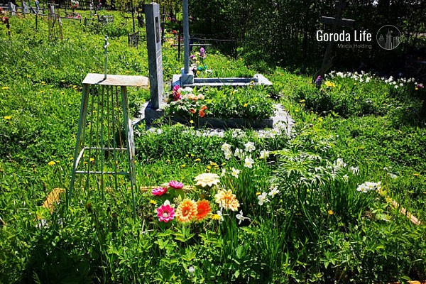 Москвичка сначала спасла ревнивого мужа от суицида, а потом оставила умирать | В Москве женщина спасла мужа от суицида, но не вызвала скорую, и он умер Москвичка сначала спасла ревнивого мужа от суицида, а потом оставила умирать | В Москве женщина спасла мужа от суицида, но не вызвала скорую, и он умер