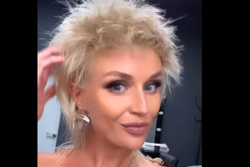 Полина Гагарина представила новый стиль: «Новая стрижка — новая жизнь!» | Полина Гагарина в новом образе: стрижка в стиле «ёжик» привела к переменам Полина Гагарина представила новый стиль: «Новая стрижка — новая жизнь!» | Полина Гагарина в новом образе: стрижка в стиле «ёжик» привела к переменам