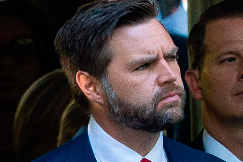 Джей Ди Вэнс в Мюнхене: "Главная угроза Европе — это не Россия и не Китай, а отказ от своих ценностей!" | Вице-президент США критикует Евросоюз за борьбу с "неправильными кандидатами" и цензуру